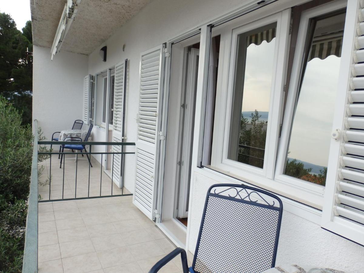 Apartmani Stipan Брела Екстериор снимка
