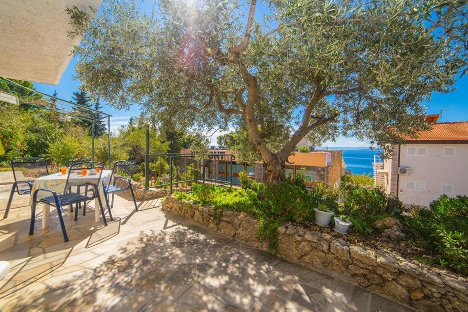 Apartmani Stipan Брела Екстериор снимка