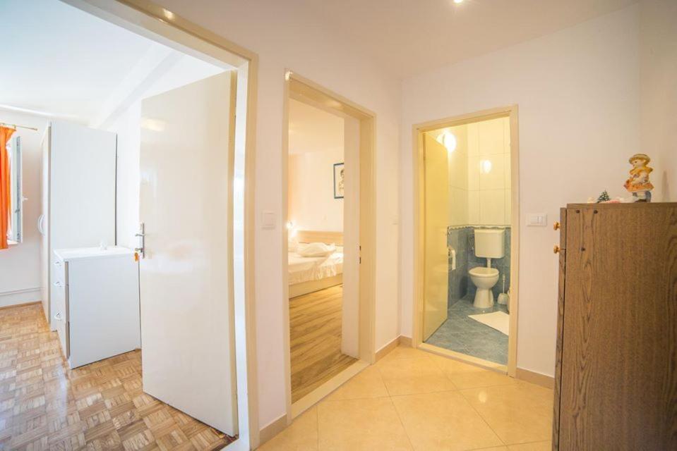Apartmani Stipan Брела Екстериор снимка