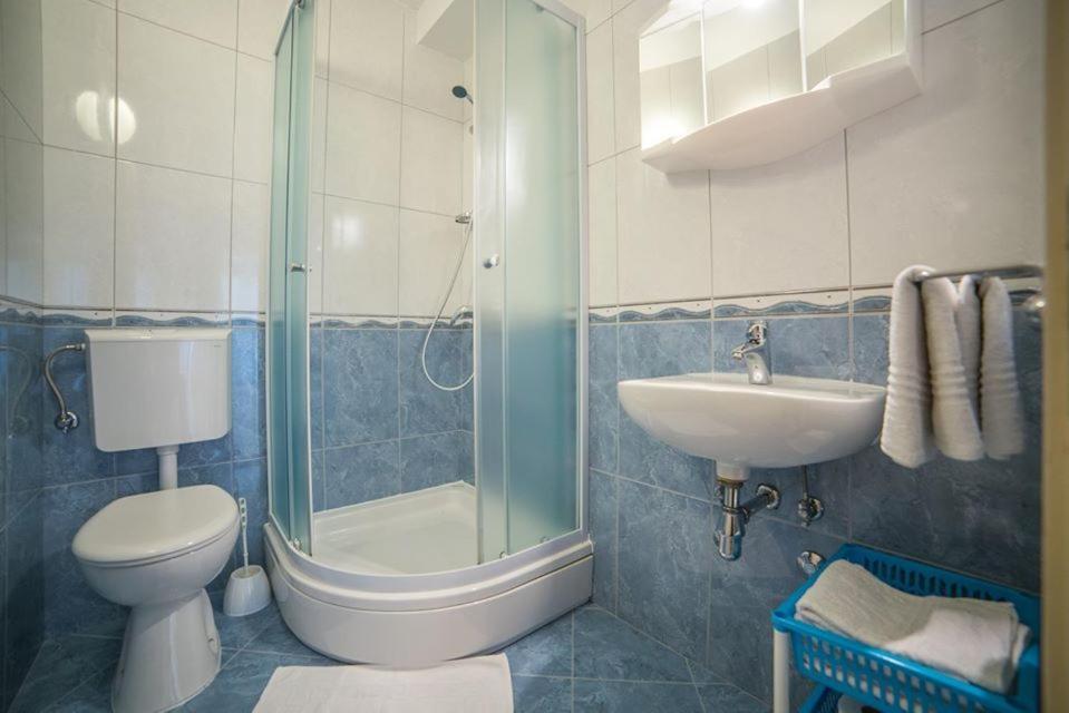 Apartmani Stipan Брела Екстериор снимка